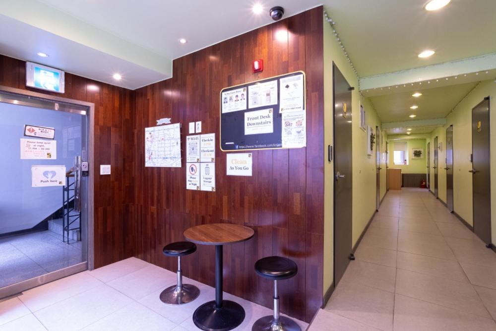 K Stay Guesthouse Myeongdong First Seúl Exterior foto